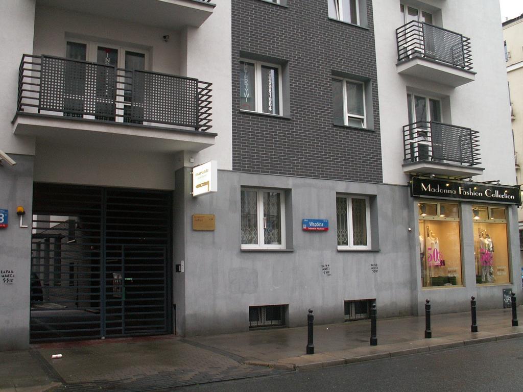 Na Wspolnej Apartament Warsaw Bilik gambar